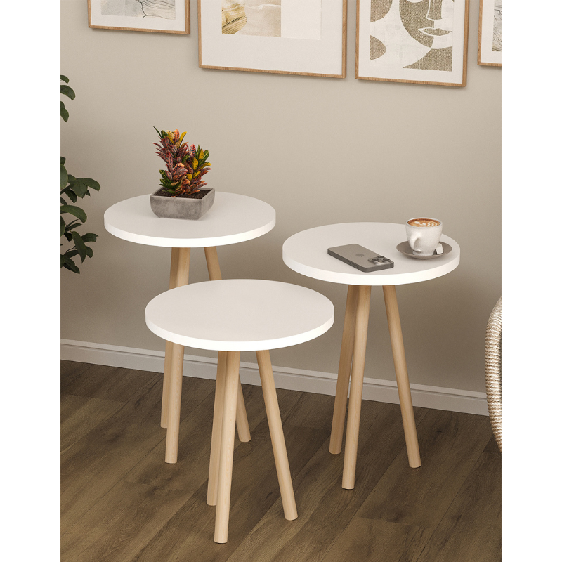 Klub stolić s drvenim nogama - bijela boja